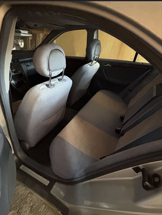 Mercedes C180/ w203 an 2000, - se vinde ca defecta, e radiata
