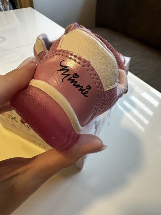 Светещи Бебешки / детски обувки Geox в колаборация с Disney