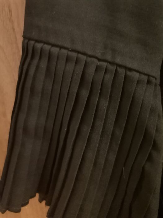 Черна туника плесирана