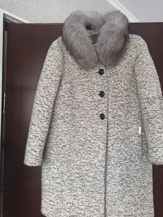 Пальто   зимнее продам