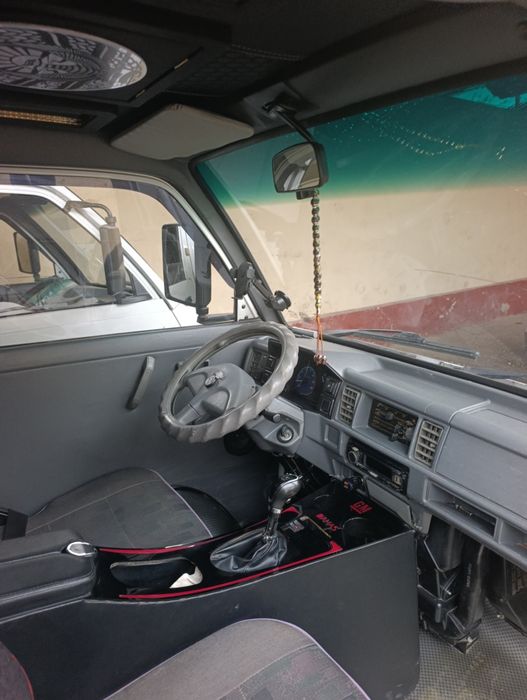 Дамас Ван срочная сотилади