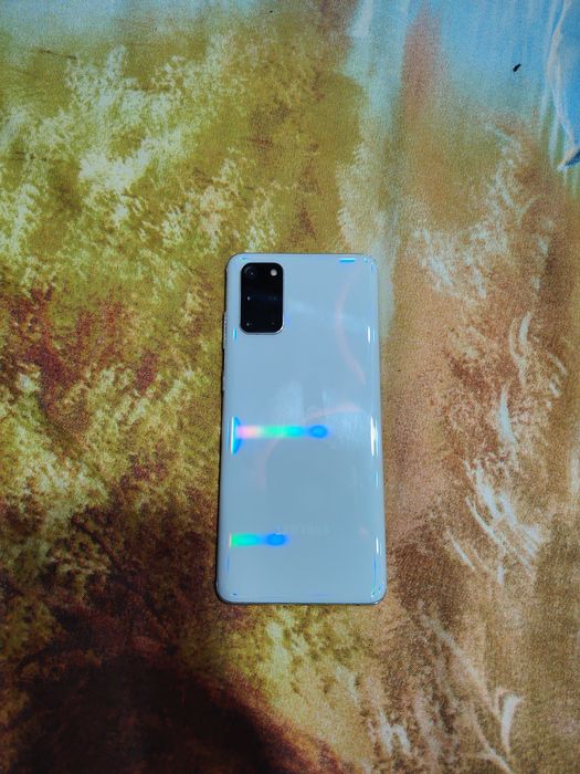 Samsung s 20 plus 256gb