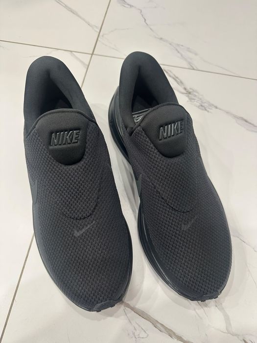 Nike Revolution 8 EasyOn