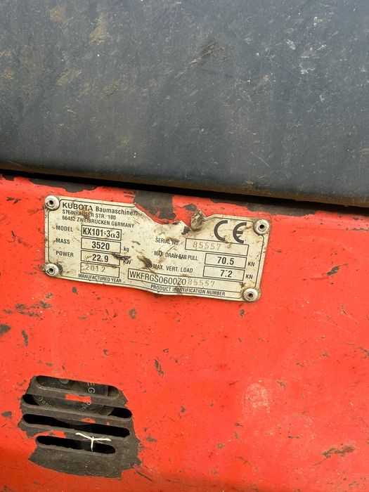 Vând minexcavator kubota kx101