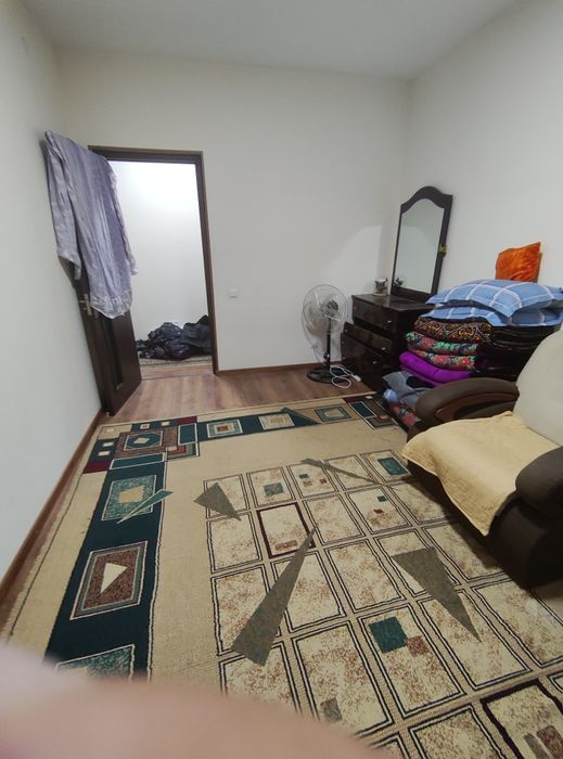 Сергили чоштепа метрони енида студентларга 100д 4та болага