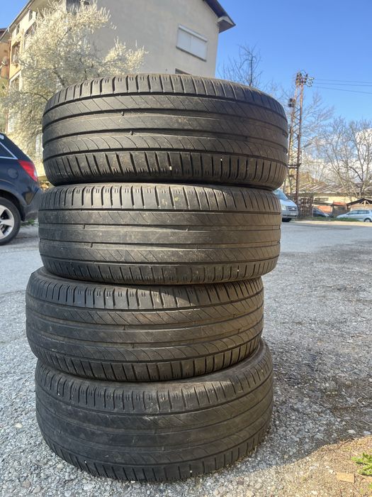4 броя  235/55 R18 летни гуми Kleber Dynaxer SUV