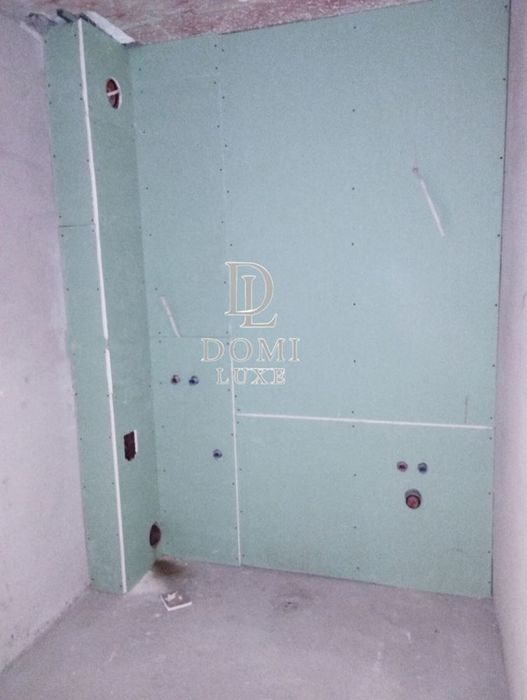 Продава се Двустаен апартамент в Варна, Колхозен пазар - 79 кв.м за 1056 €/кв.м - Снимка #7
