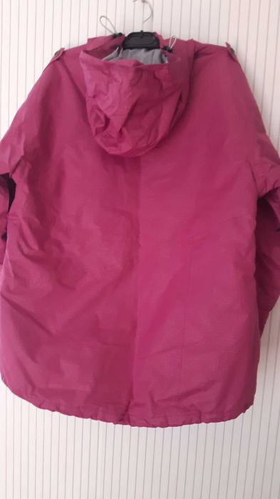 ново яке за планина