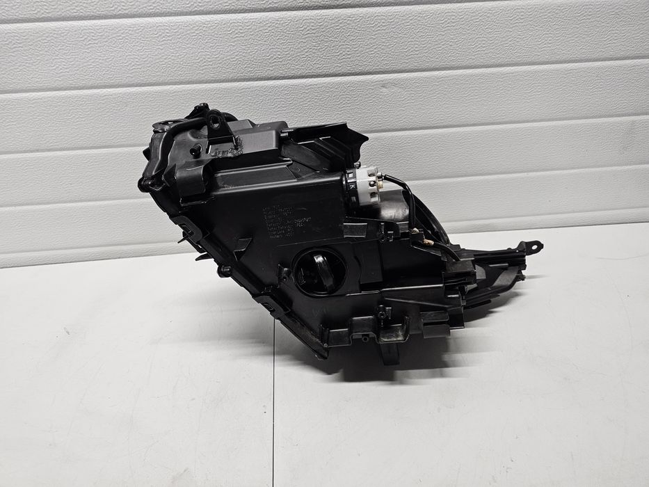 Far dreapta Lexus NX 300H