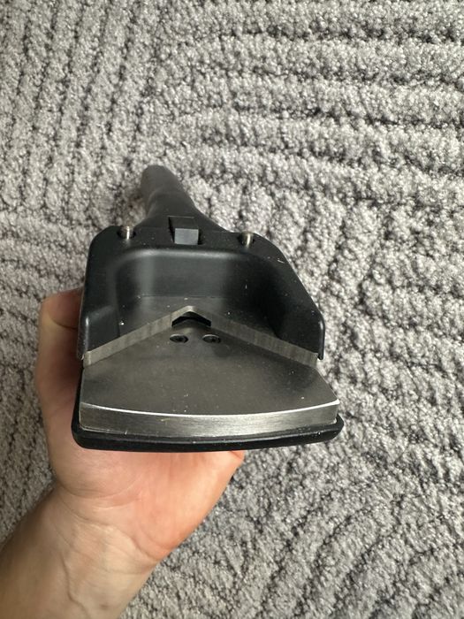 Vand perforator de rotunjit colturi