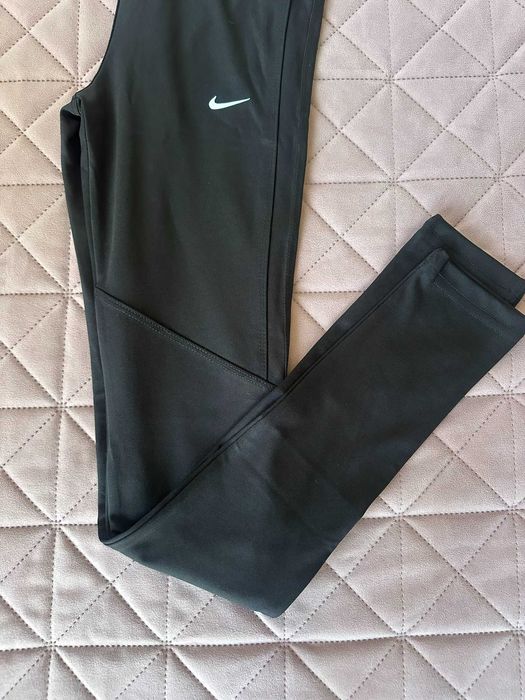 НАМАЛЕНИ дамски клинове Nike Adidas черен - размери от XS до L