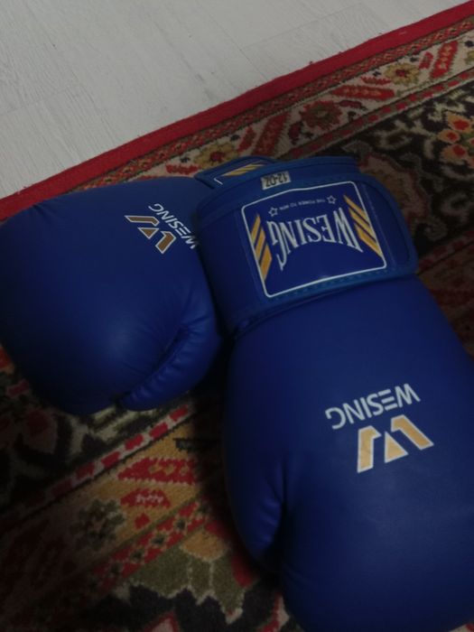 Продается шлем WESING