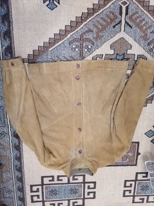 Haină de piele întoarsă (mărimea 58)