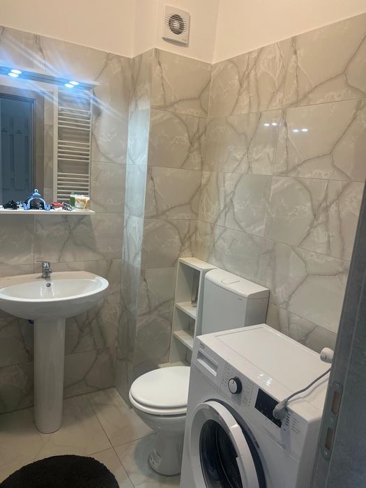 Închiriez garsonieră Militari Residence