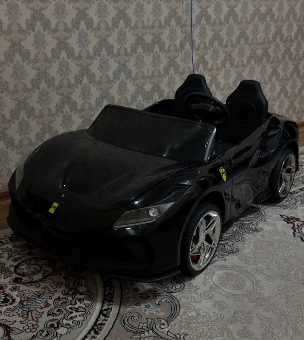 Продается детская машина