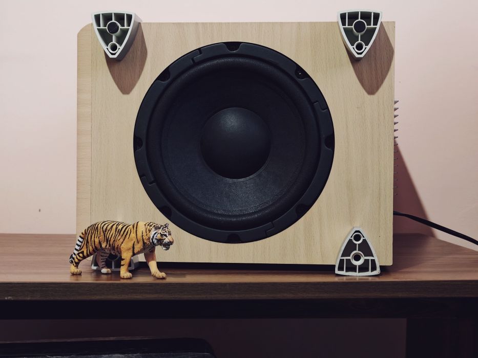 Jbl SCS-SUB. Subwoofer de clasă. Bass profund și adânc. Preț fix !