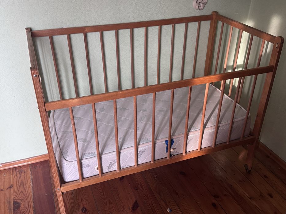 Манеж детский с матрасом