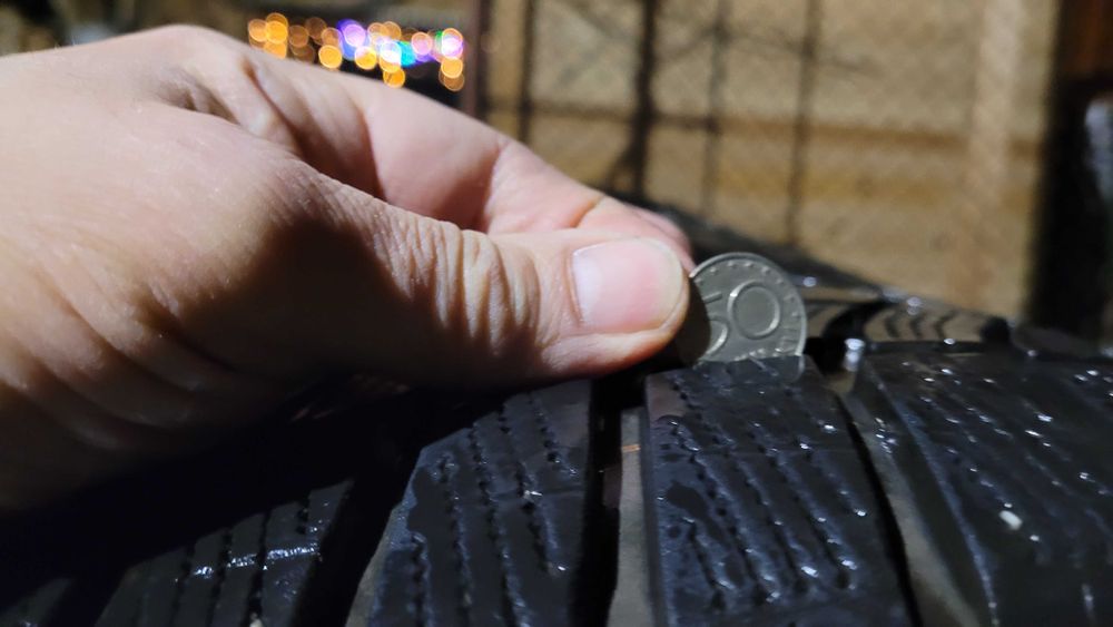 4 br. Зимни гуми Goodyear Ultra Grip -  255 х 40 х 19 – 100 V