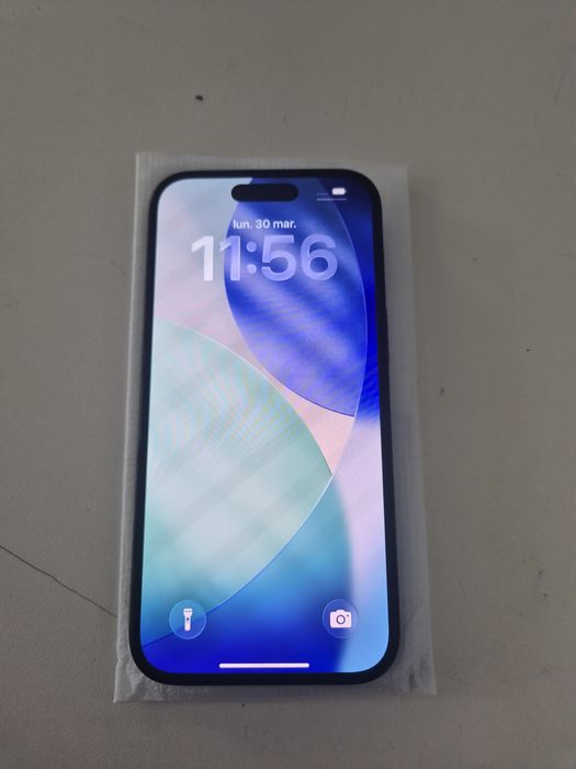 Vând cauciucuri de cross și ceas pentru copii