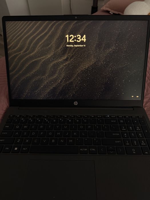 Laptop HP G10 AMD Ryzen 5 Windows 11 cu Licenta
