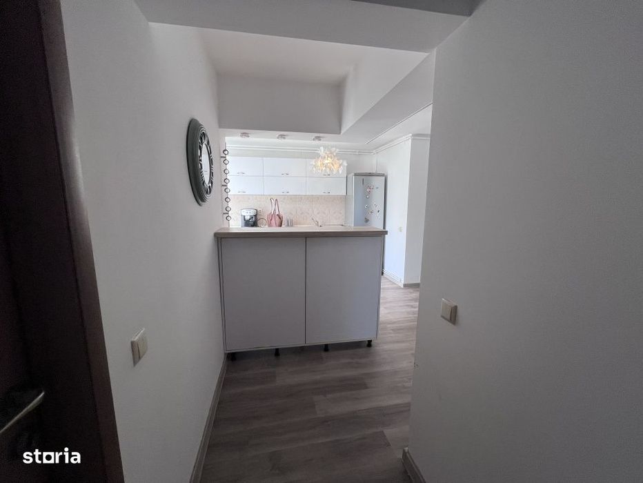 3 Camere | SEMICENTRAL | zona Platinia | Strada Plopilor | Garaj | 70m