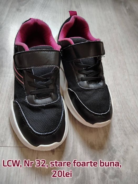 Adidași  sport copii .