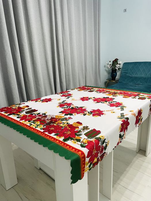 Новогодние скатерти