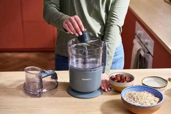 Овощерезка KENWOOD Multi Pro Go FDP22.000GY