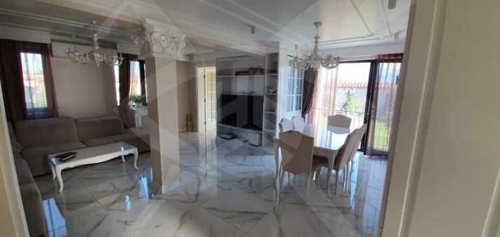 Продава се Къща в Пловдив, Беломорски - 220 кв.м за 2728 €/кв.м - Снимка #1