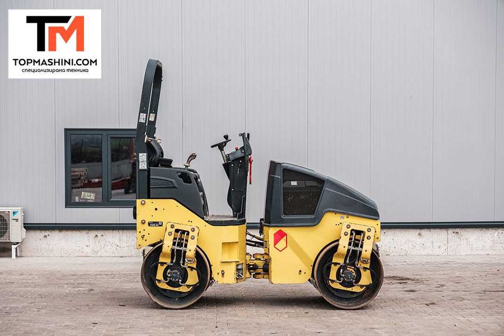 Валяк Bomag BW120 AD-5