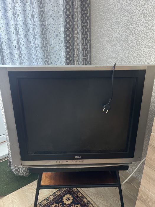 Телевизор LG 29 диагональ оригинал