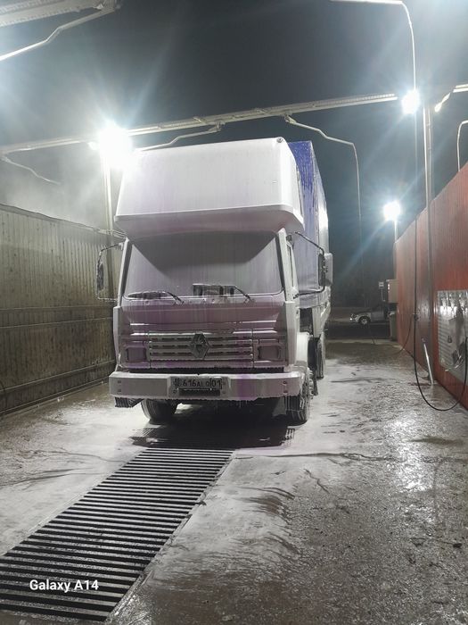 Продам крепкий 5 тонник 1999год