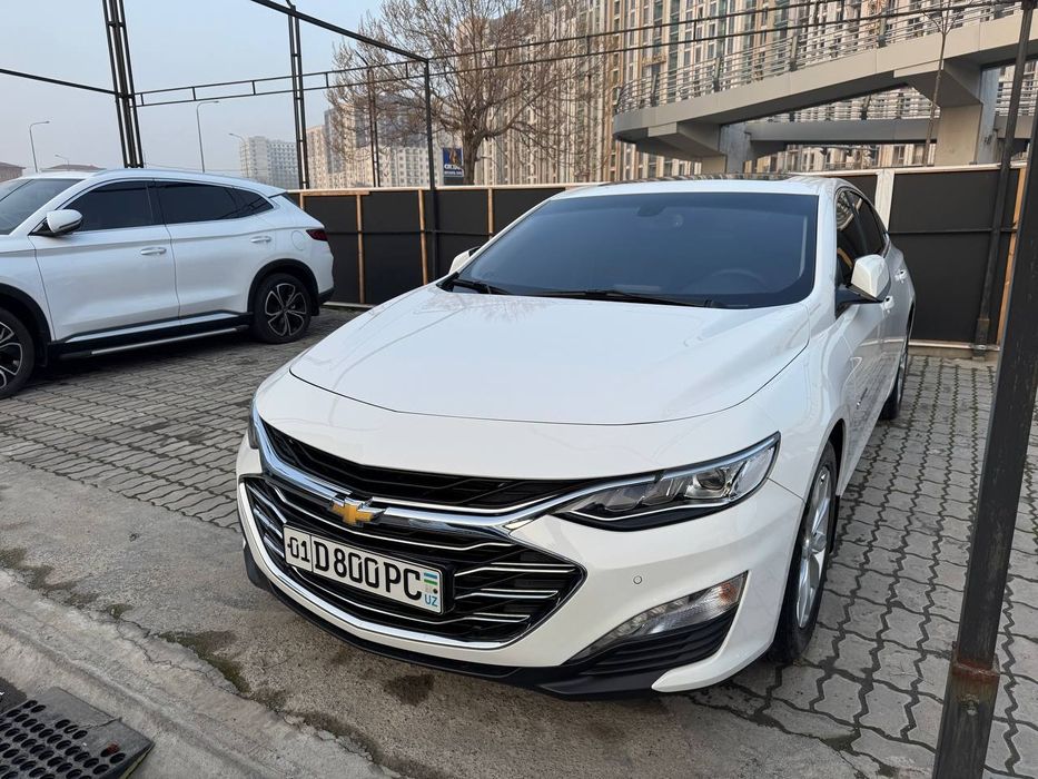 Продаётся Малибу премьер в отличном состоянии