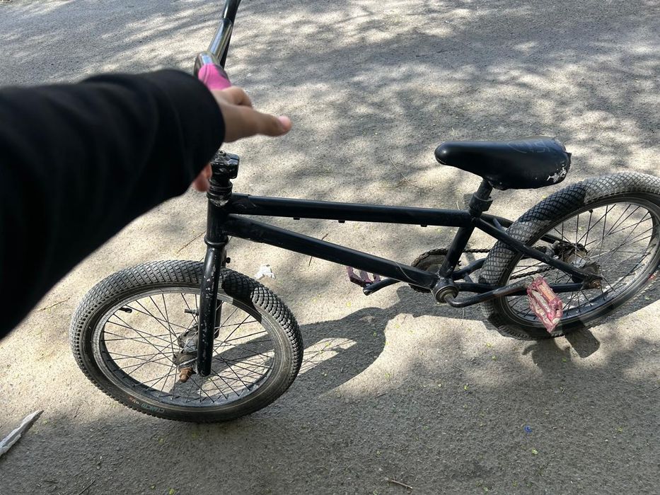 BMX  велосипед продаю