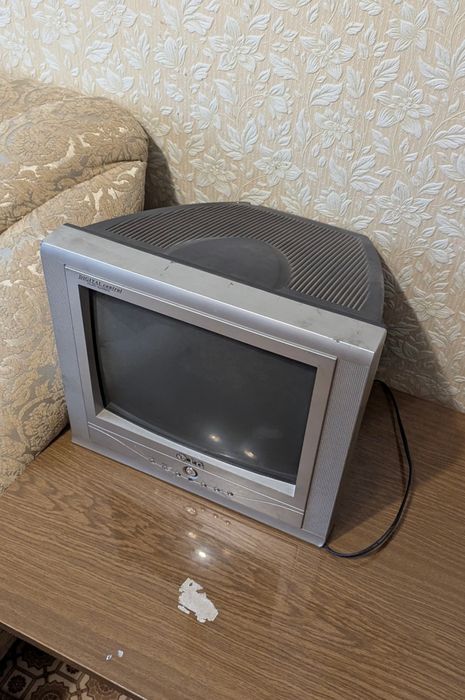 Продам цветные телевизоры Samsung и LG