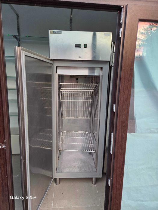 Frigider dulap inox doua uşi Masa rece doua usi