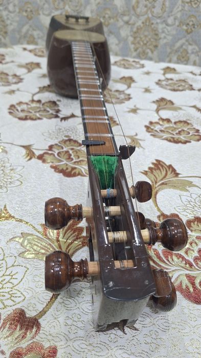 Tor sotiladi ovozi jarangdor