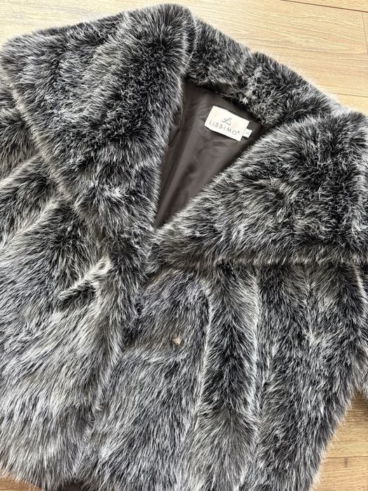 Дамско палто чисто ново