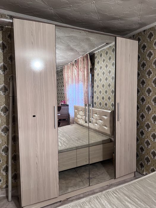 Продам срочно спальный гарнитур