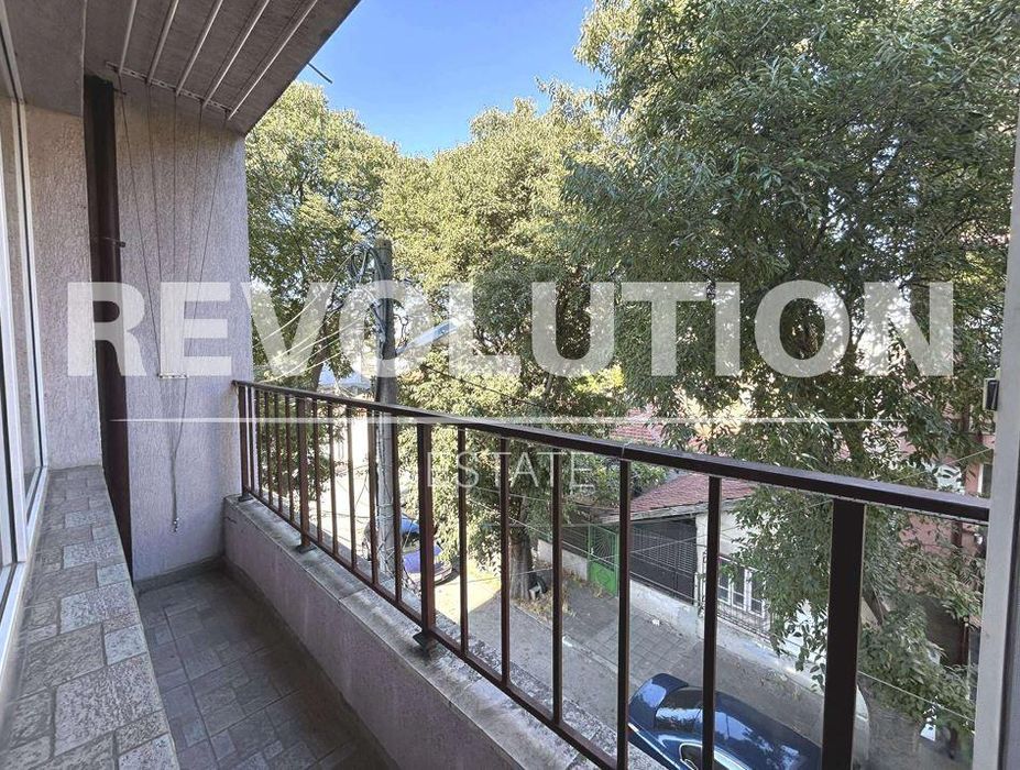 Дава се под наем Двустаен апартамент в Варна, Погреби - 70 кв.м за 450 € - Снимка #6