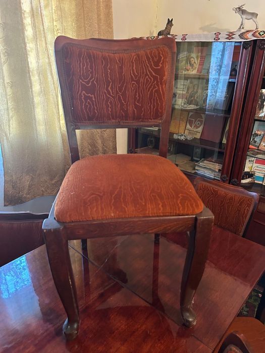 Masa extensibila cu 6 scaune