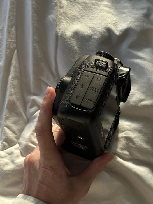 Продам камеру Canon 5d mark3