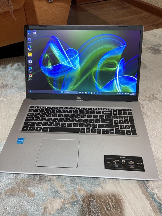 Acer 11gen SSD 256 Core i3