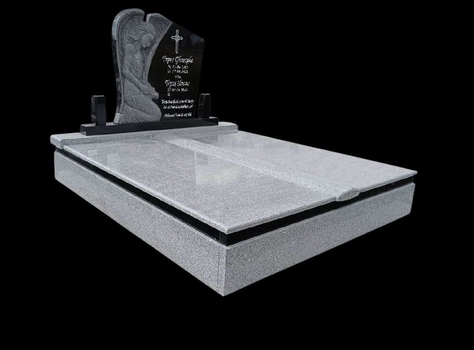 Monumente funerare