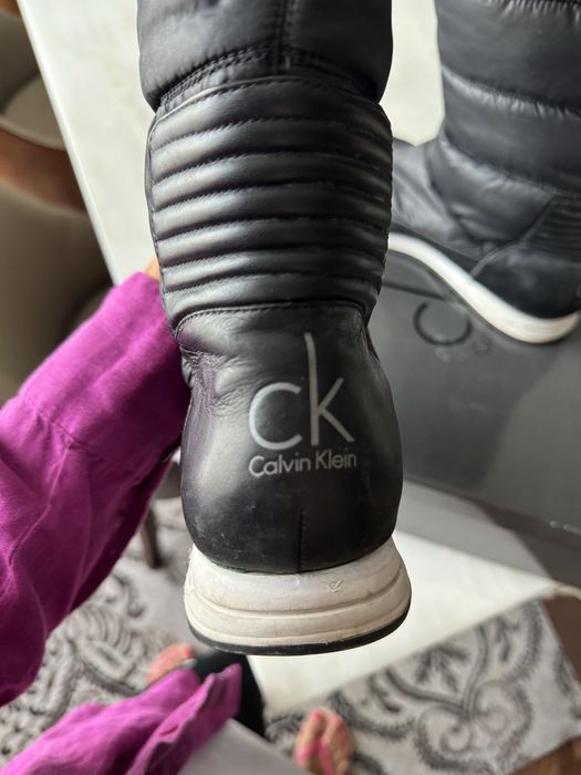 Calvin Klein апрески