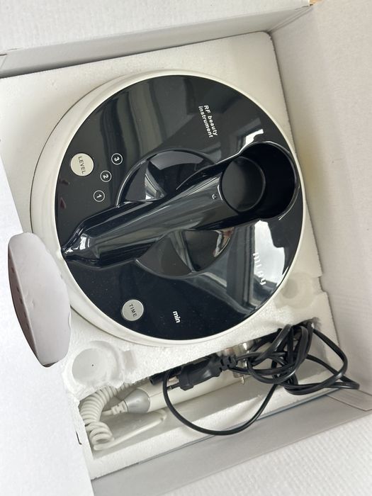 Радиочестотен лифтинг машина