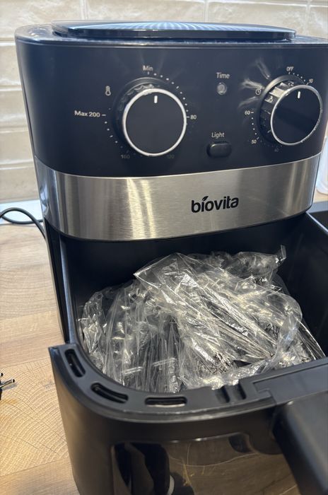 Friteuză cu aer cald BioVita Flavor