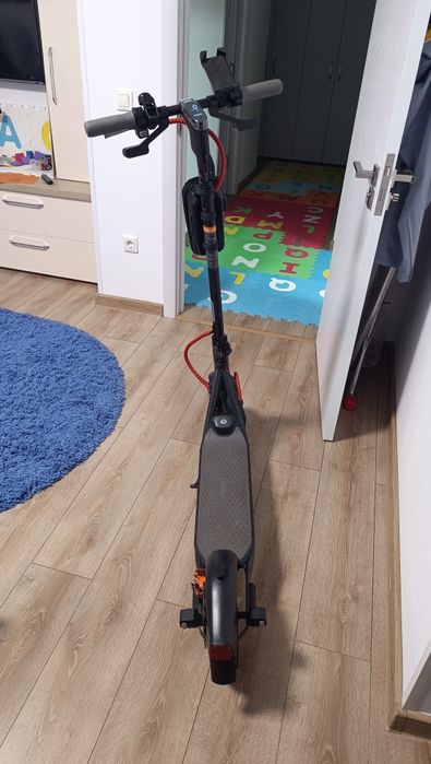 Trotineta electrica Ninebot by Segway F40i  autonomia 40 km