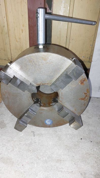 Абразиви,въздушна група,патронници,опори за стяги,люнети