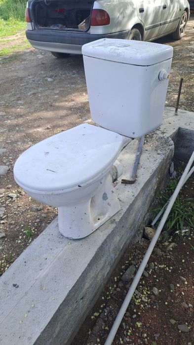 Продам унитаз с доставкой